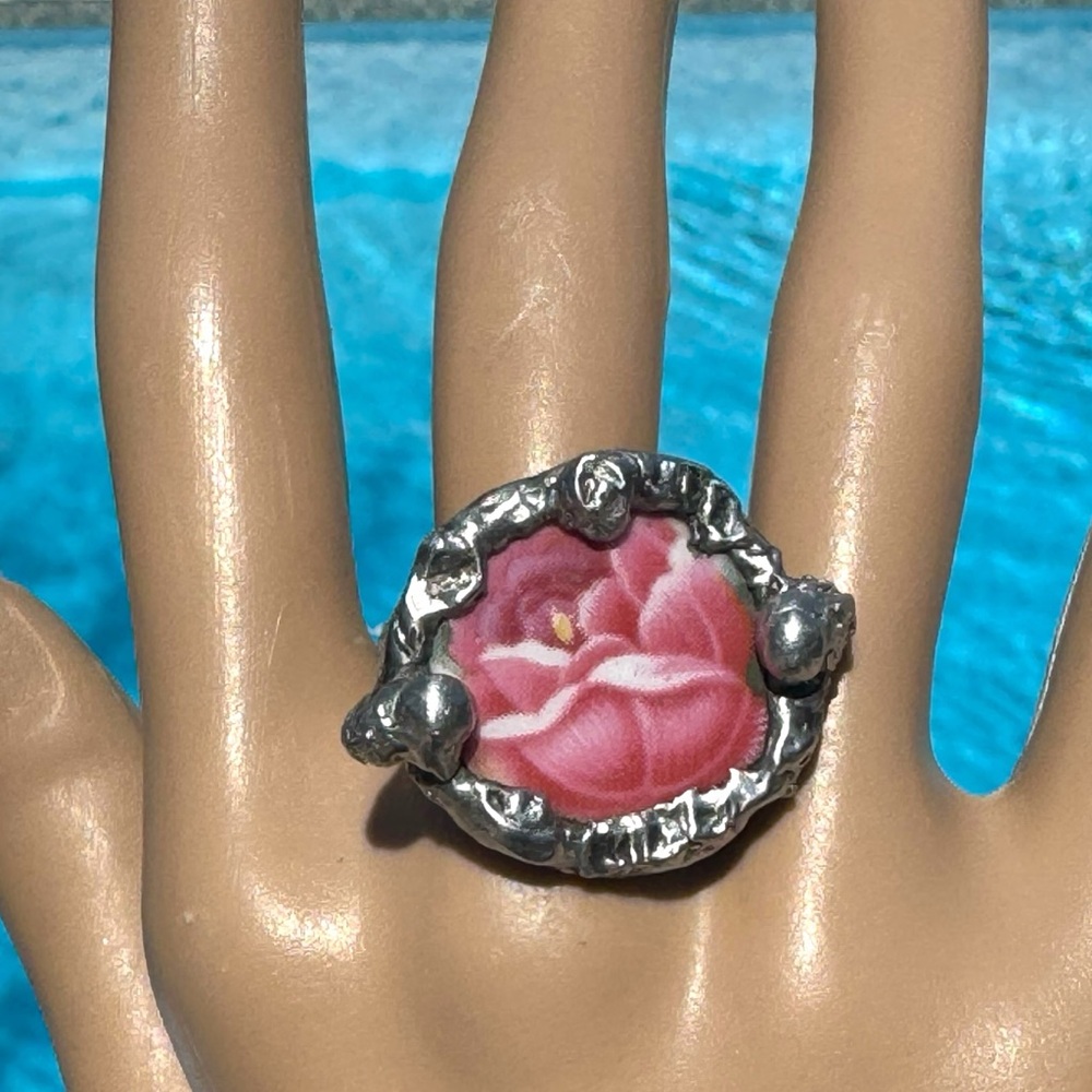 Artisan Crafted Broken China Rings Made from Fragments of Various  Vintage China - Picture 4 of 15